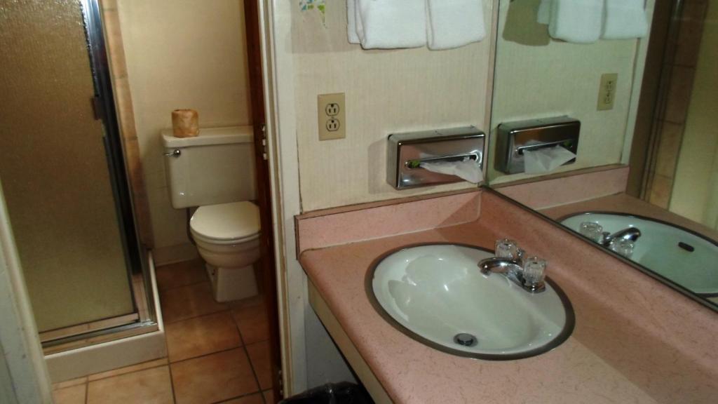 Green Lantern Motel South Lake Tahoe Room photo